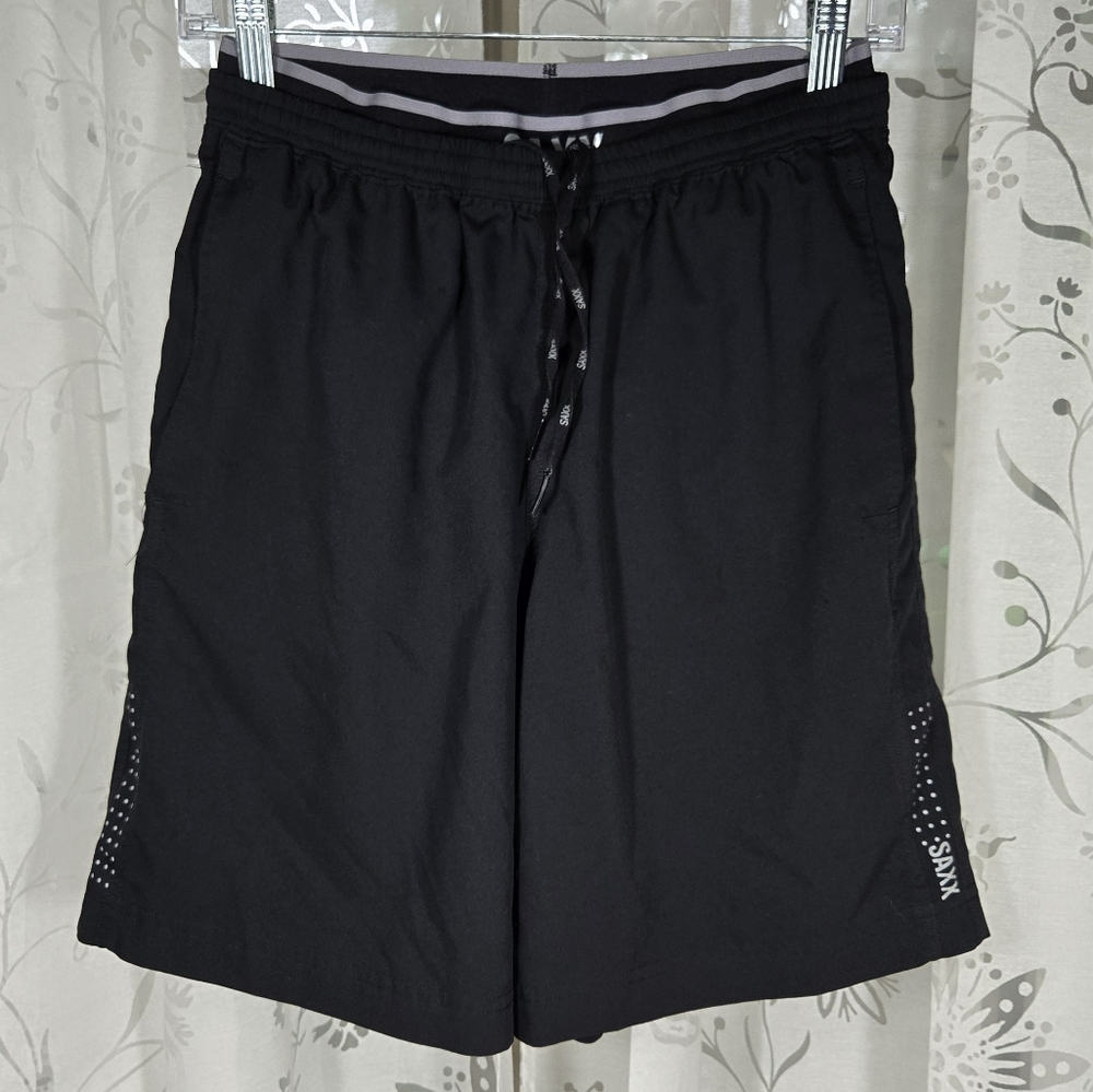 Men’s SAXX Kinetic Black Training Shorts Mens Performance Shorts | Size Small